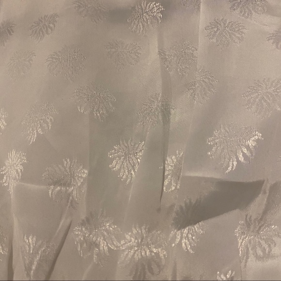 white satin butterfly sleeve crop top - Picture 8 of 8